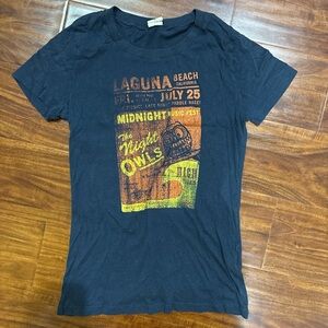 vintage hollister graphic tee